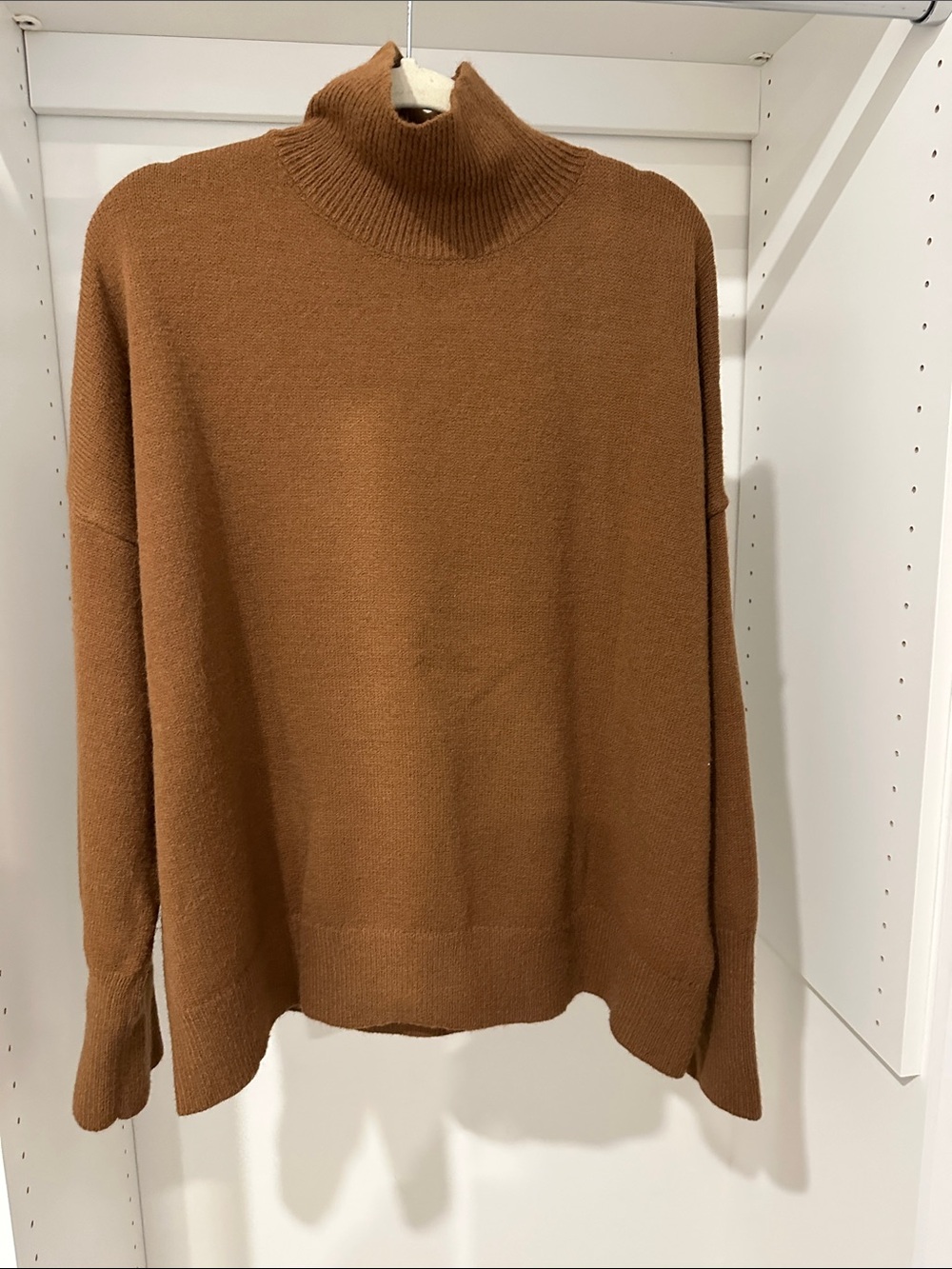 Classic Brown Turtleneck Sweater - Relaxed Fit